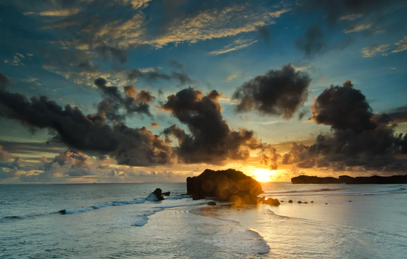 Фото обои волны, пляж, облака, закат, waves, rock, beach, рок