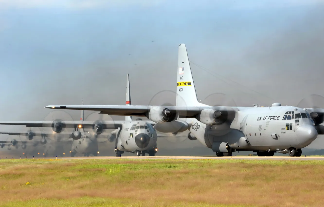 Фото обои авиация, самолёт, C-130 Hercules