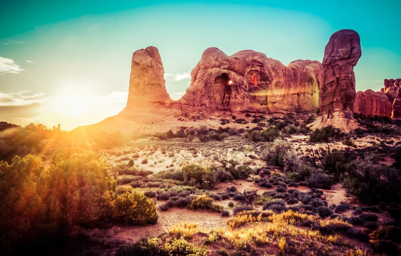 Фото обои desert, mountains, rocks, Sunrise