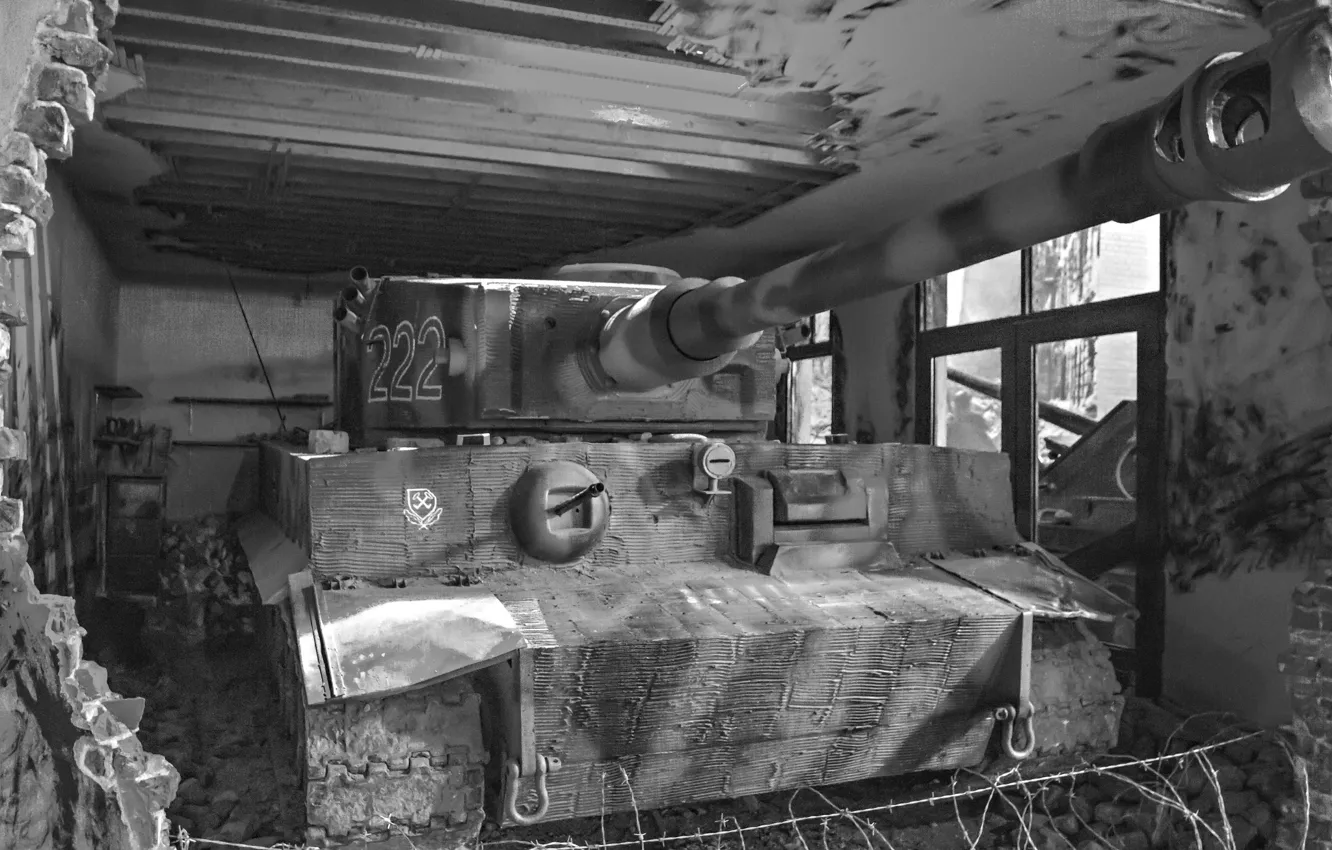 Фото обои Тигр, развалины, немецкий тяжелый танк, tiger I