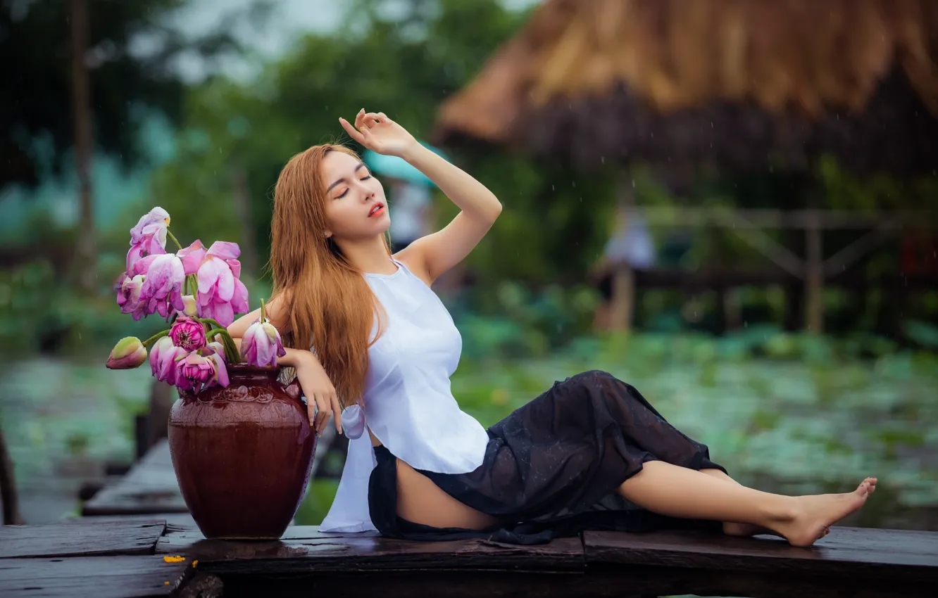 Фото обои вода, девушка, природа, лицо, поза, макияж, азиатка, сидит