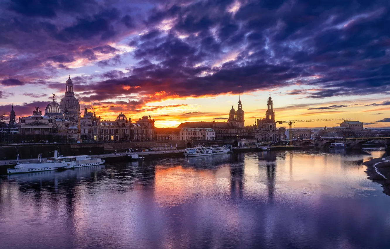 Фото обои небо, вода, облака, закат, мост, город, река, Дрезден