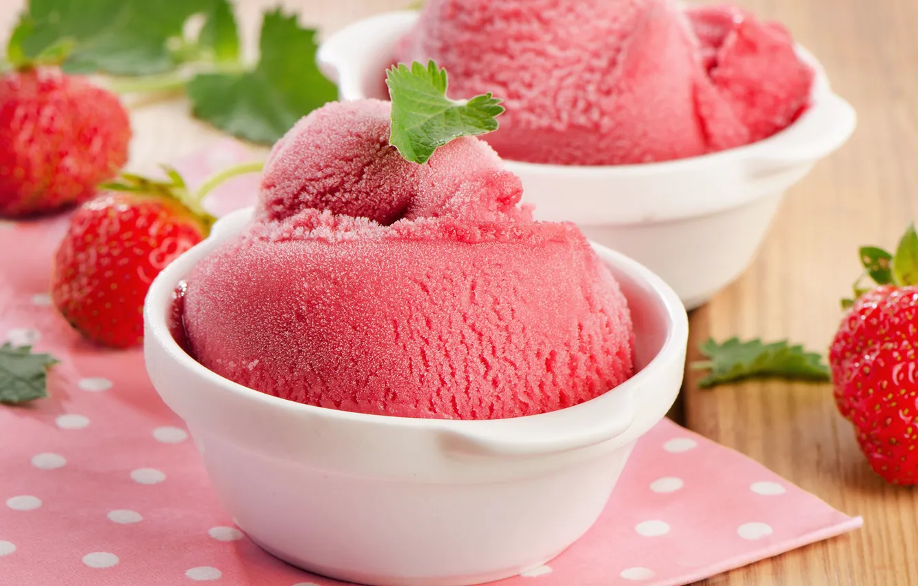 Фото обои клубника, мороженое, sweets, ice cream