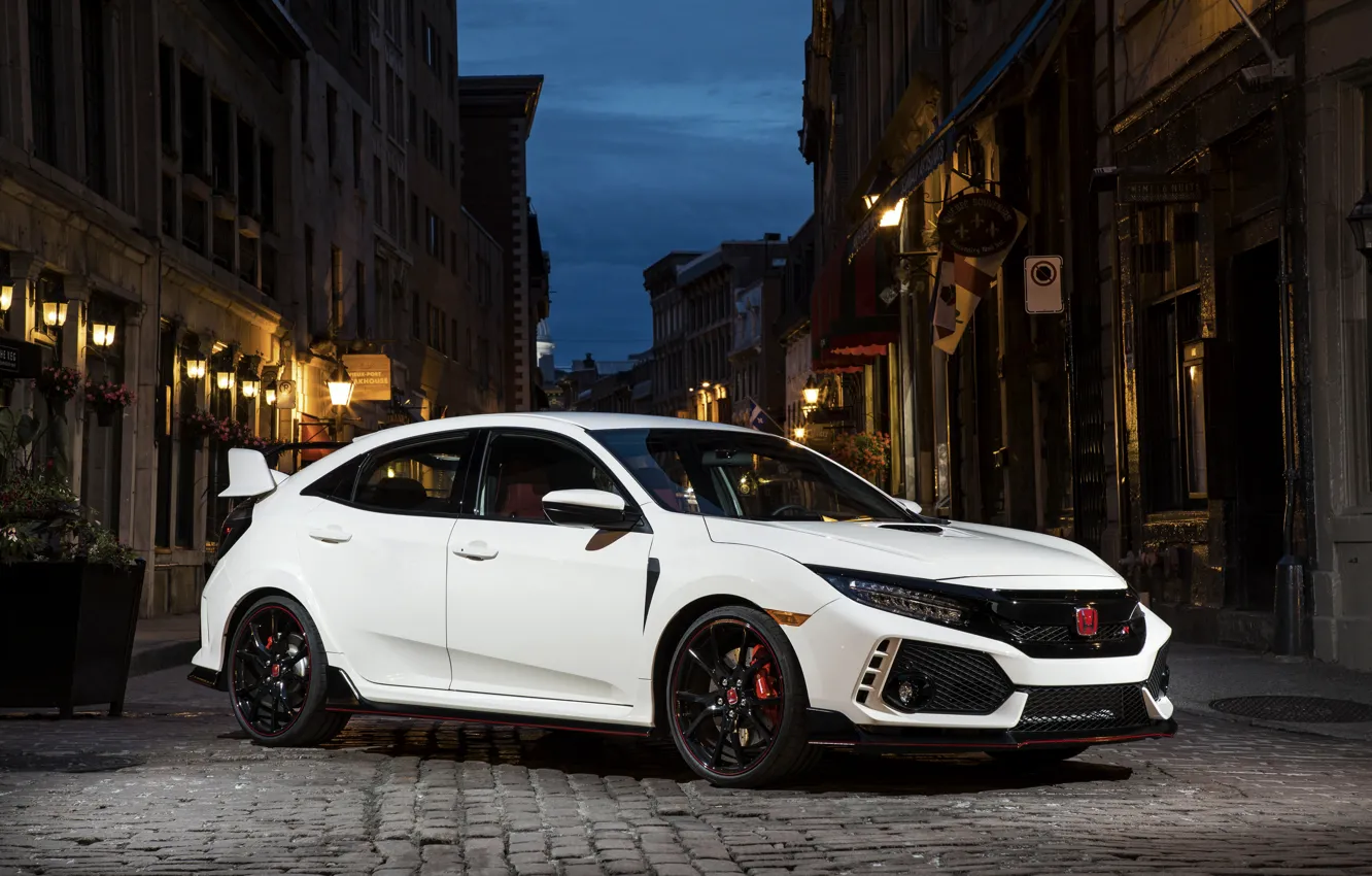 Фото обои белый, улица, вечер, Honda, хэтчбэк, пятидверный, 2019, Civic Type R