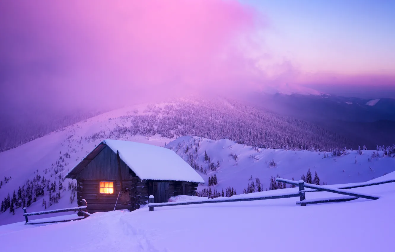 Фото обои зима, лес, снег, горы, ночь, избушка, деревня, домик