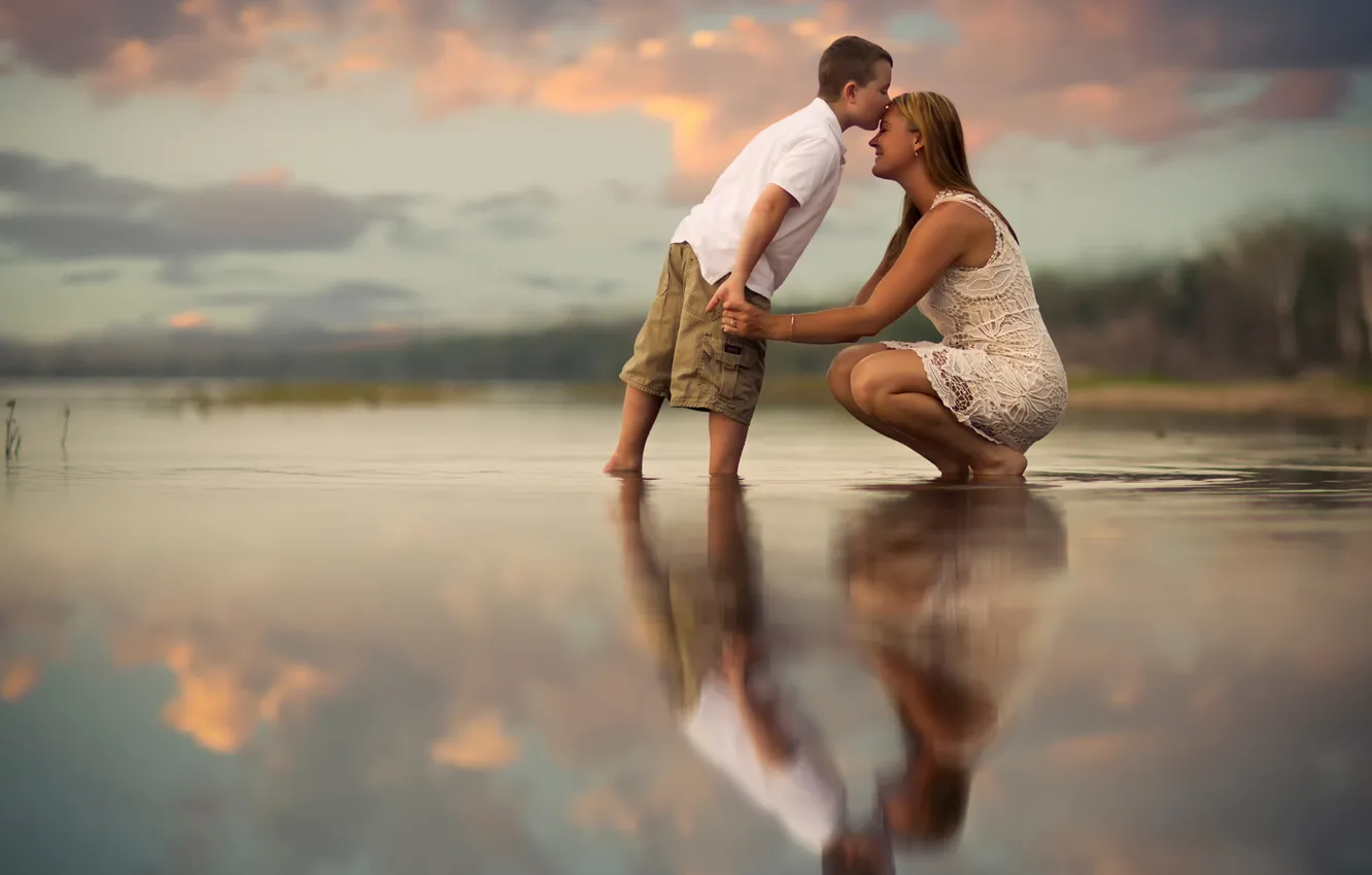 Фото обои отражение, ребёнок, сын, мать