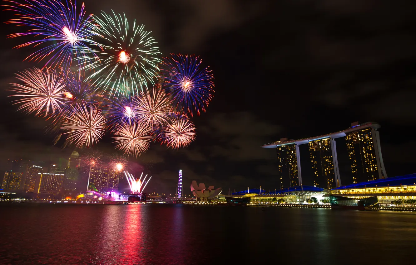 Фото обои ночь, огни, праздник, салют, Сингапур, фейерверк