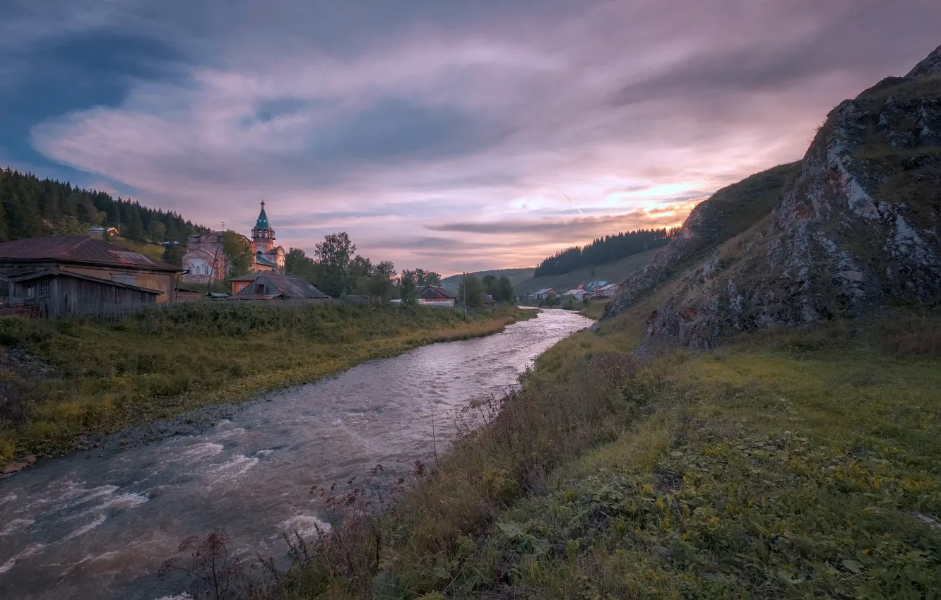 Фото обои пейзаж, закат, горы, природа, река, скалы, дома, церковь