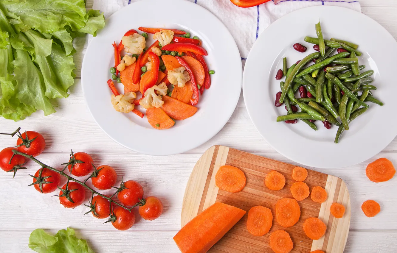 Фото обои овощи, помидоры, морковь, салат, фасоль