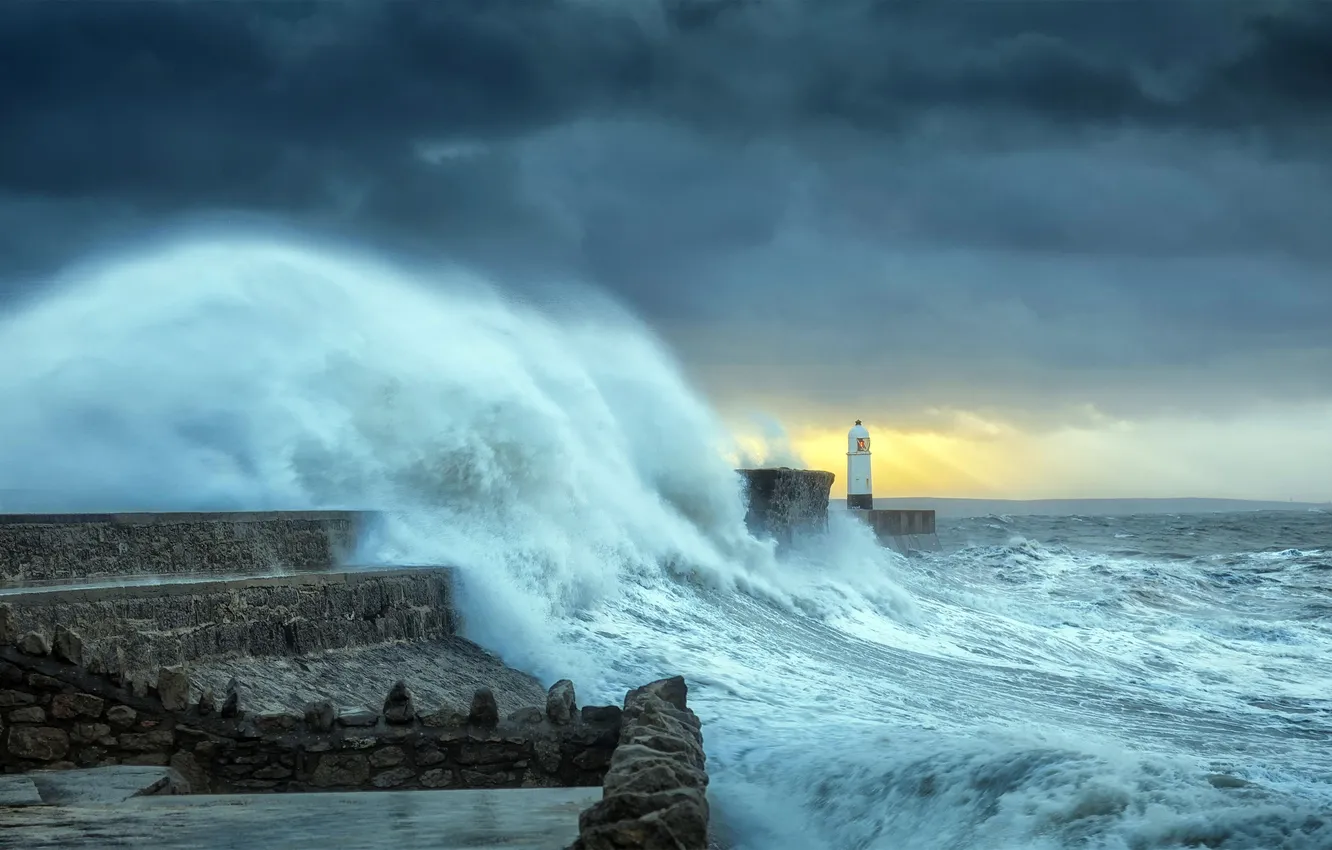 Фото обои Море, Шторм, Гроза, Непогода, Великобритания, Waves, South Wales, Южный Уэльс