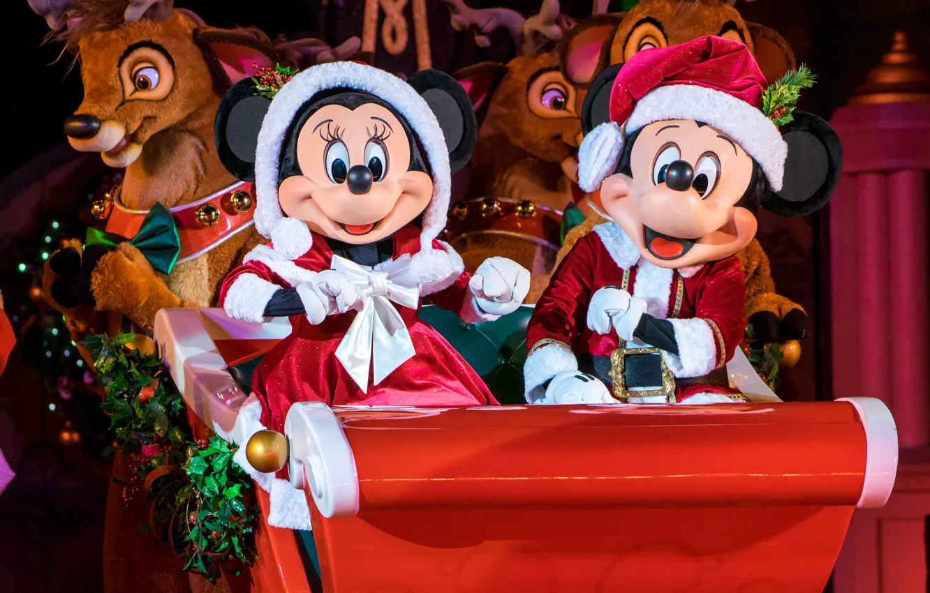 Фото обои Рождество, Новый год, сани, олени, Disney World, Mickey Mouse, Диснейуорлд, Minnie Mouse