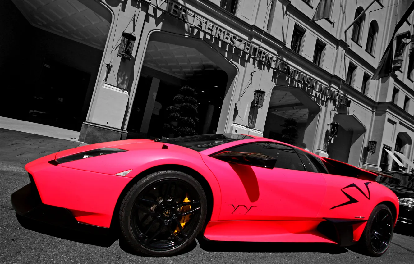 Фото обои розовый, улица, Lamborghini, суперкар, supercar, pink, murcielago, street