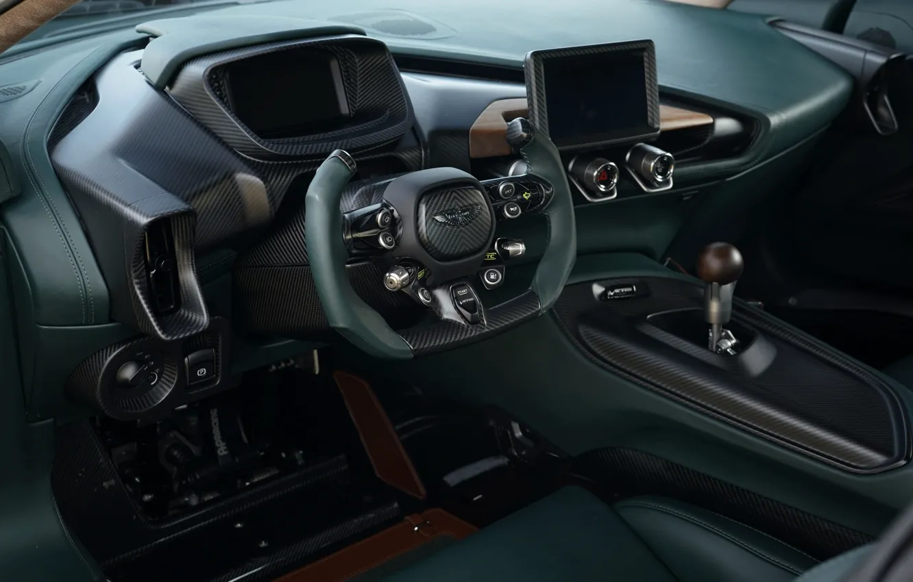 Фото обои Aston Martin, купе, приборы, V12, экраны, Victor, 2020