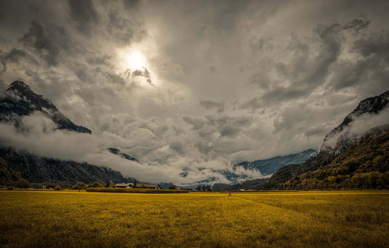 Фото обои солнце, облака, горы, mountains, clouds, sun, farm, фермы