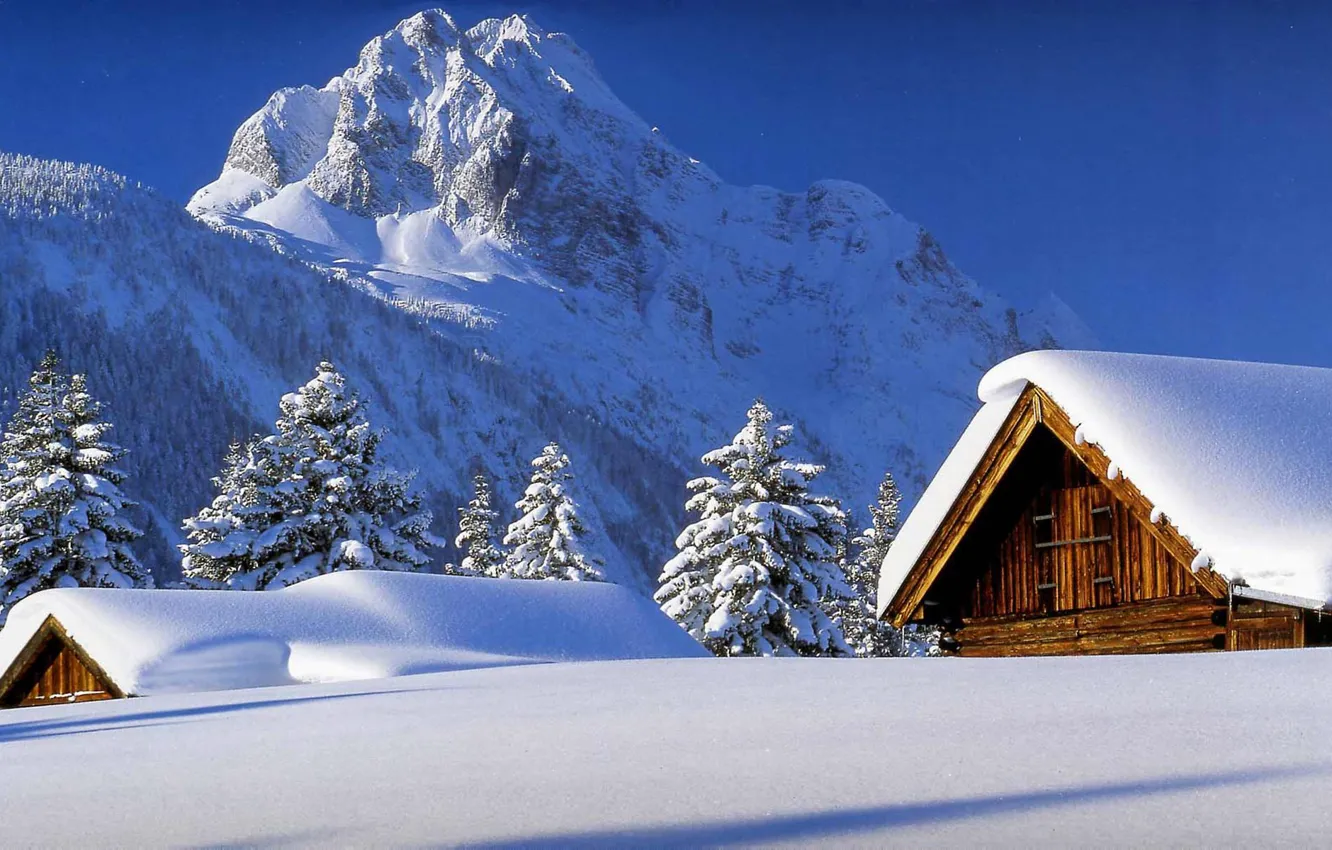 Фото обои небо, снег, деревья, Горы, домики