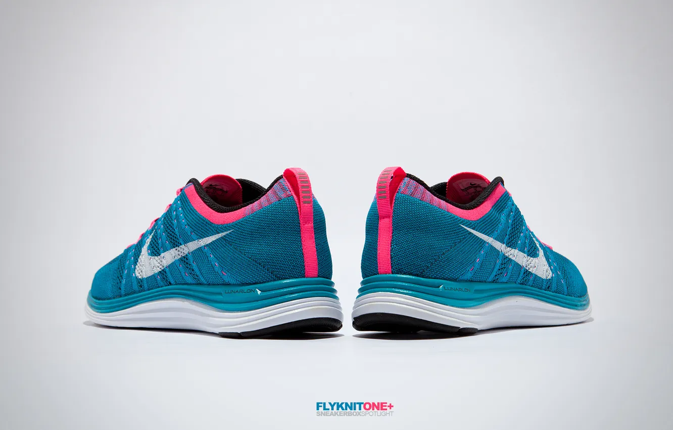 Фото обои вид сзади, Nike, плетеные, Lunar, Flyknit One+, найки, кроссы
