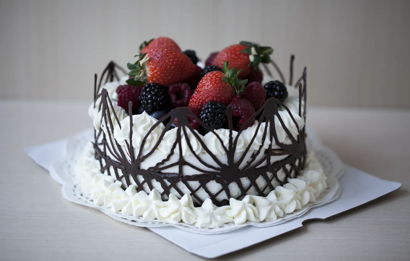 Фото обои Шоколад, Клубника, Ягоды, крем, Strawberry, Торт, Chocolate, Cake