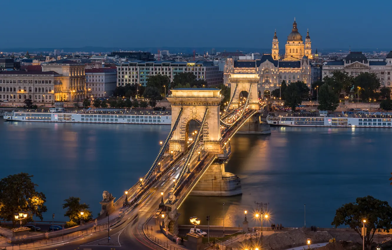 Фото обои night, blue hour, Hungary, Budapest, Széchenyi lánchíd, Danube River, Roman Catholic, St. Stephen's Basilica