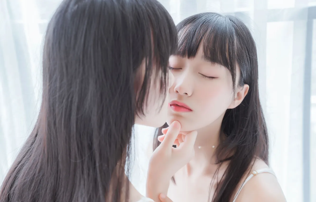 Фото обои Beautiful, Asian, Glass, Women, Models, Kissing, Cute, Pretty