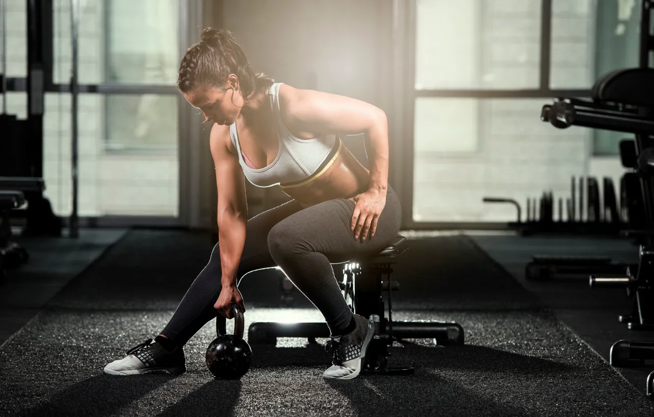 Фото обои поза, фитнес, гиря, pose, воркаут, workout, тренажерный зал, fitness