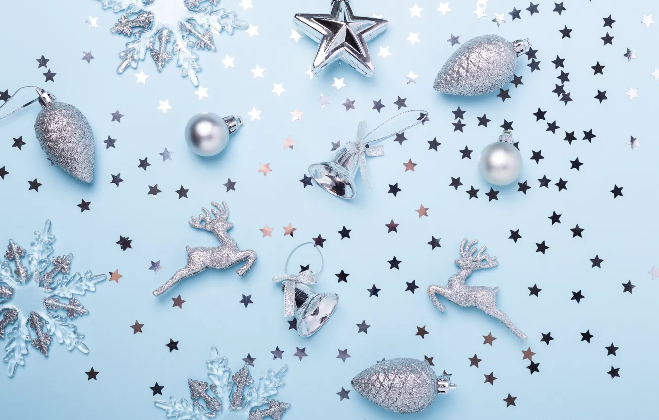 Фото обои фон, голубой, игрушки, новый год, Серебро, Олень, Снежинка, Блеск