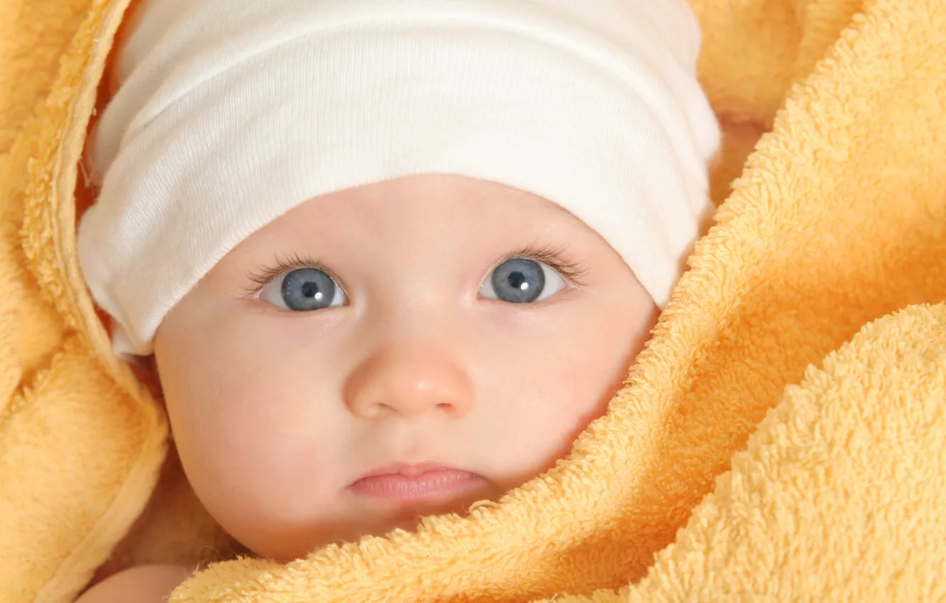 Фото обои глаза, ребенок, полотенце, мальчик, малыш, голубые, девочка, белая