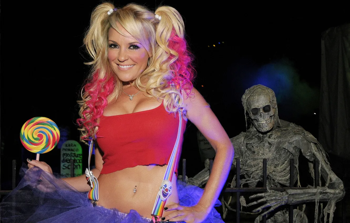 Фото обои women, crop top, Lollipop Chainsaw, blonde, Bridget Marquardt, dyed hair, pierced navel, smiling