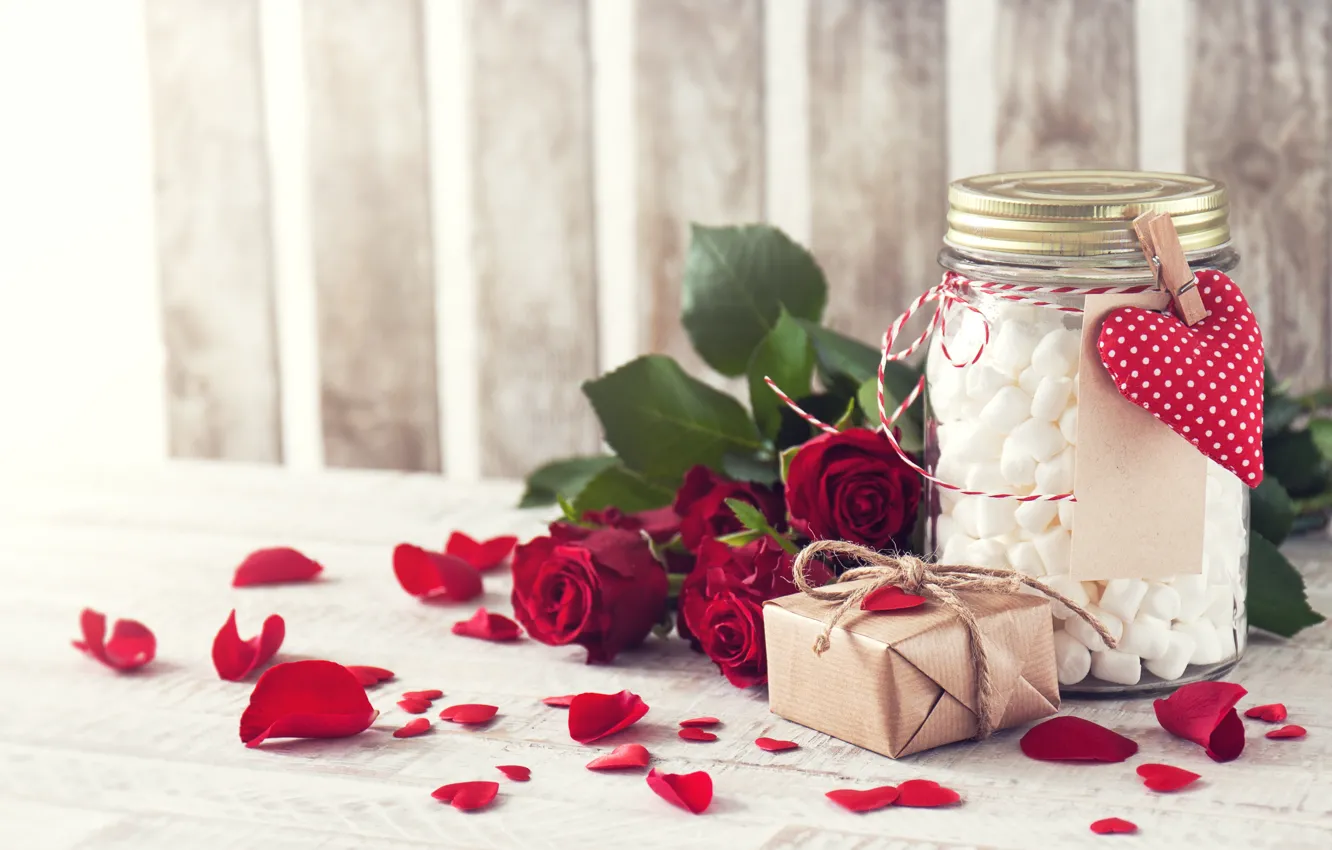 Фото обои подарок, розы, лепестки, банка, красные, праздник всех влюбленных, valentine`s day, маршмеллоу