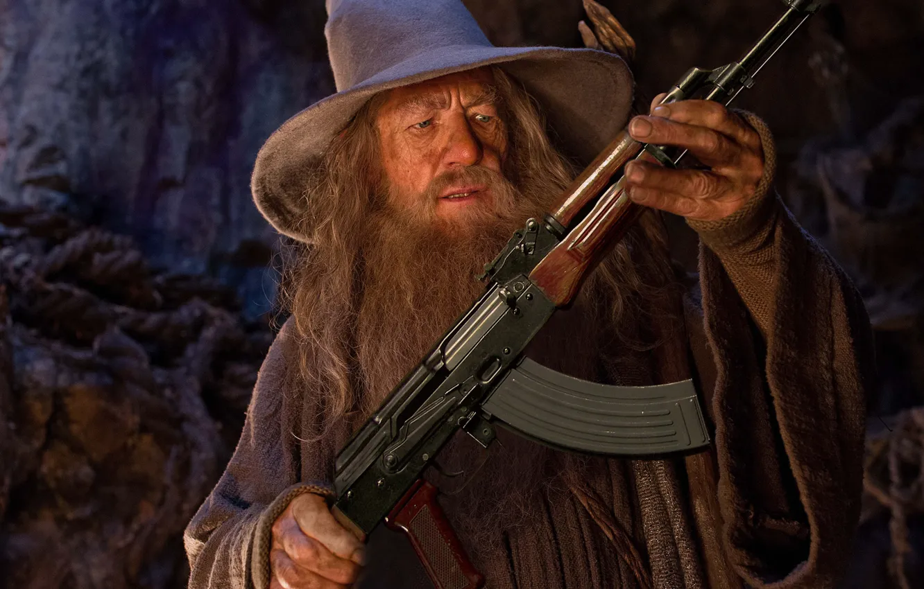 Фото обои юмор, шляпа, властелин колец, Серый, автомат, калашников, the lord of the rings, Gandalf