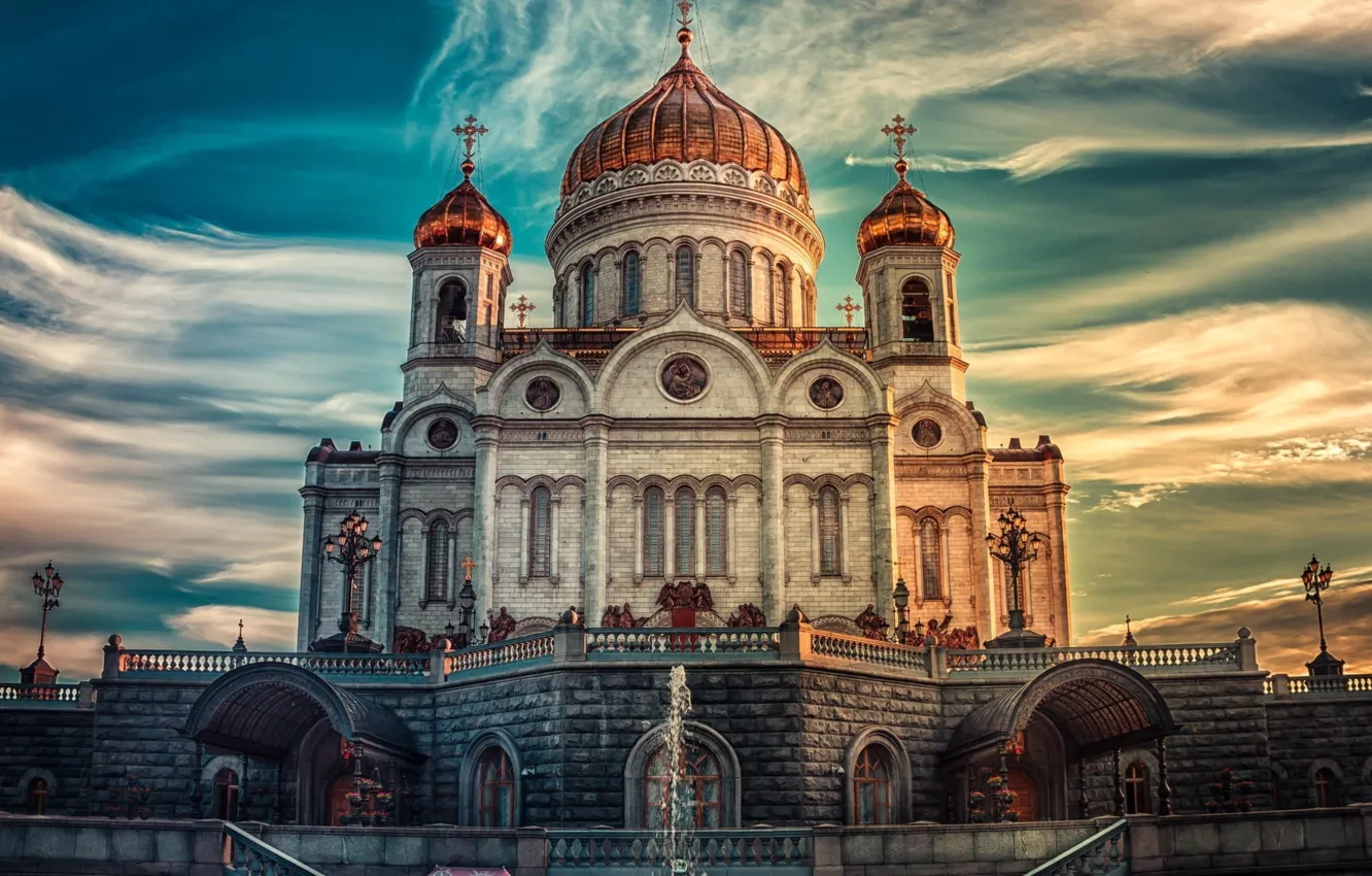Фото обои Clouds, Sky, Russia, Moscow, Culture, Curch, Cathedral of Crist