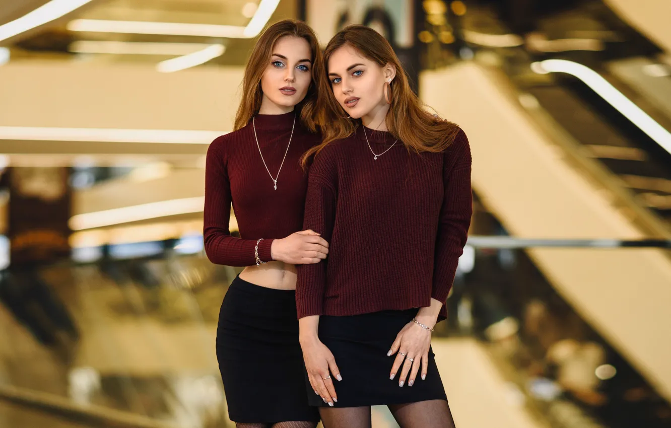 Фото обои сёстры, две девушка, Ананда Дубовская, Александра Дубовская, Дмитрий Медведь