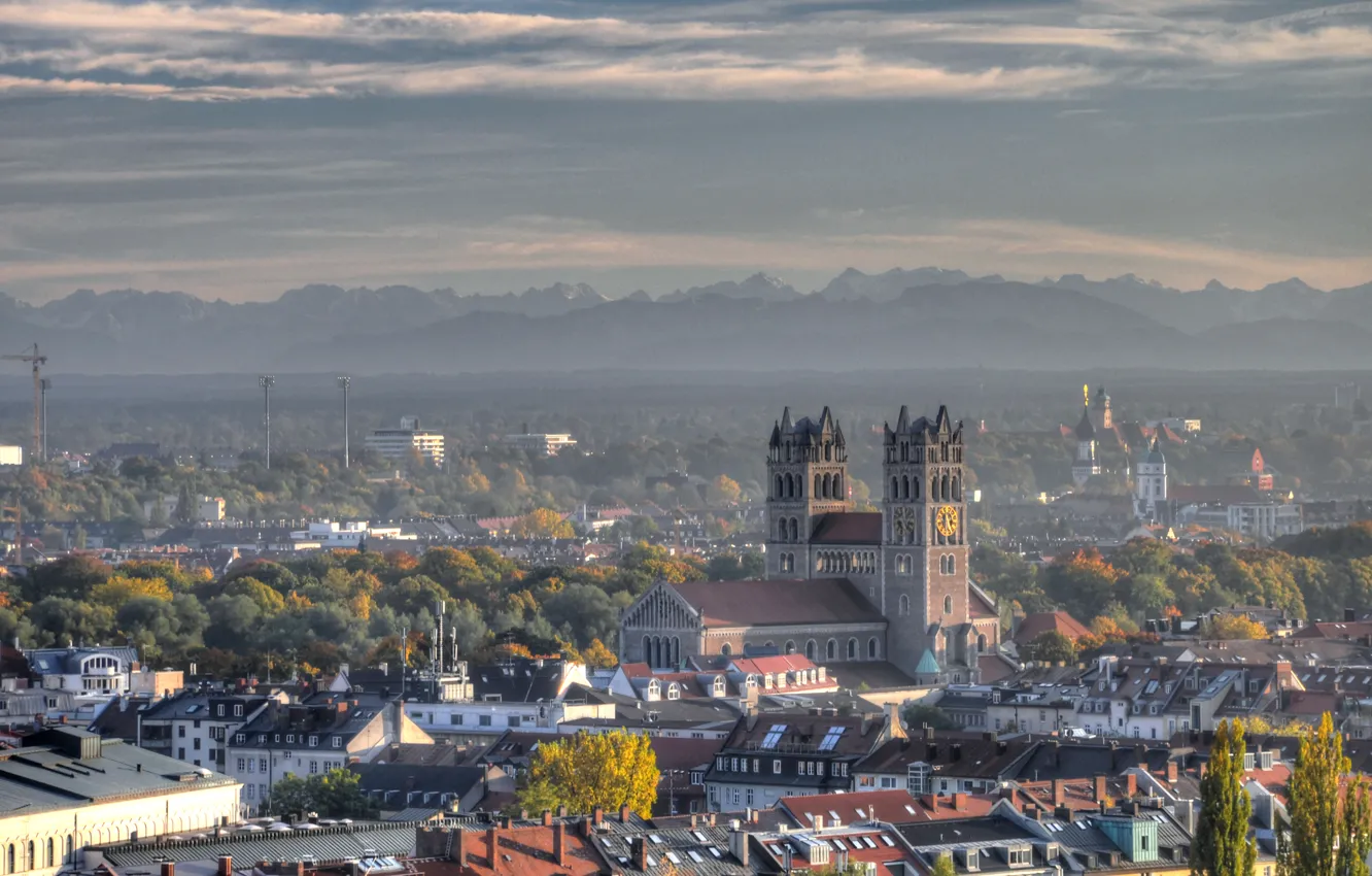 Фото обои деревья, пейзаж, горы, часы, дома, Германия, башни, Munich