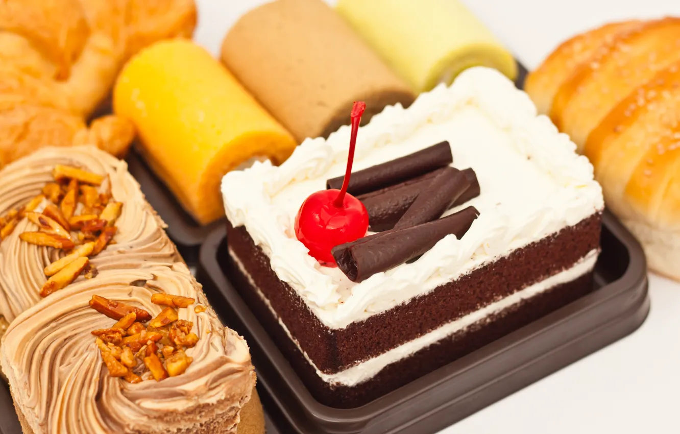 Фото обои вишня, шоколад, сладости, торт, пирожное, вишенка, крем, десерт