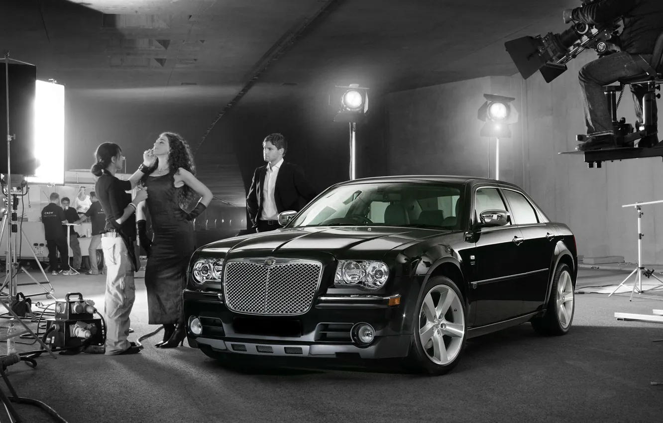 Фото обои light, girl, black, Chrysler 300C, goodfon.ru