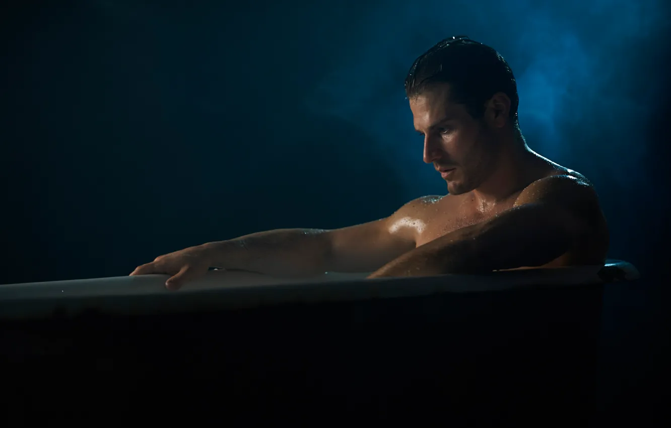 Фото обои ванна, актер, Teen Wolf, Луис Ферриньо мл, Lou Ferrigno Jr