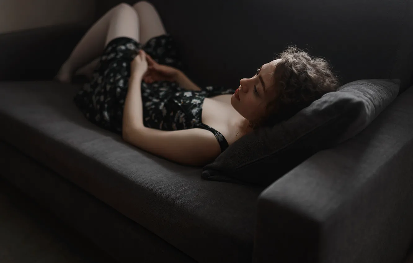 Фото обои ножки, губки, локоны, Aleks Five, Катерина Беккер