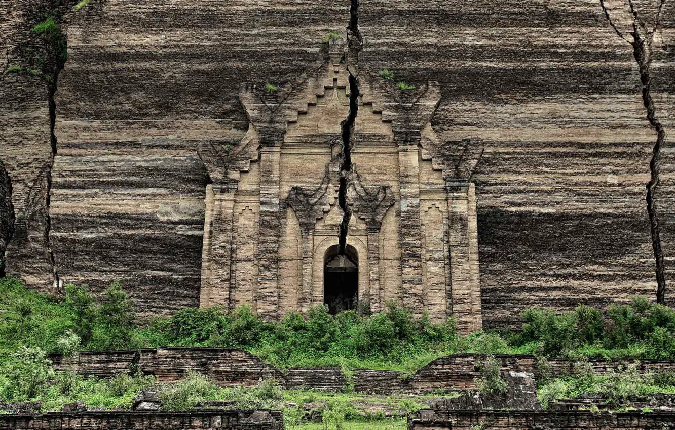 Фото обои скала, развалины, храм, Мьянма, Мингун, Мингун-Пахтодугджа