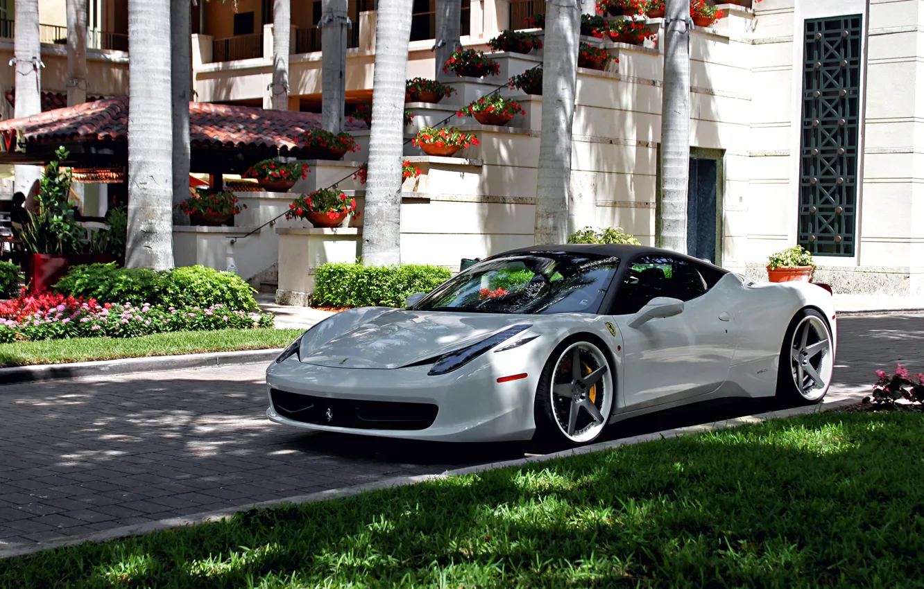 Фото обои Ferrari, Grass, 458, White, Tuning, Villa, Italia, Wheels