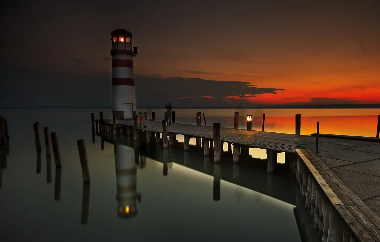 Фото обои море, пейзаж, ночь, мост, маяк, тени