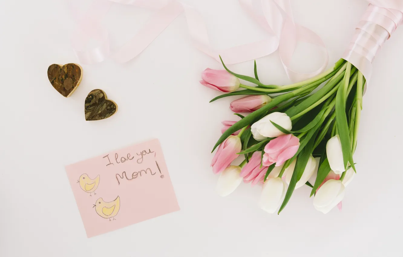 Фото обои надпись, букет, сердечки, тюльпаны, поздравление, открытка, день матери