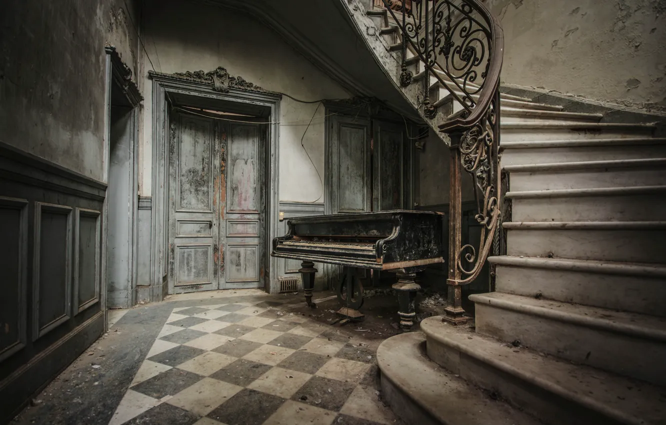 Фото обои лестница, ступени, пианино