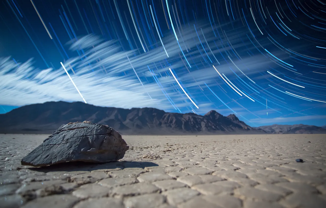 Фото обои горы, ночь, пустыня, камень, выдержка, Death Valley, The Racetrack