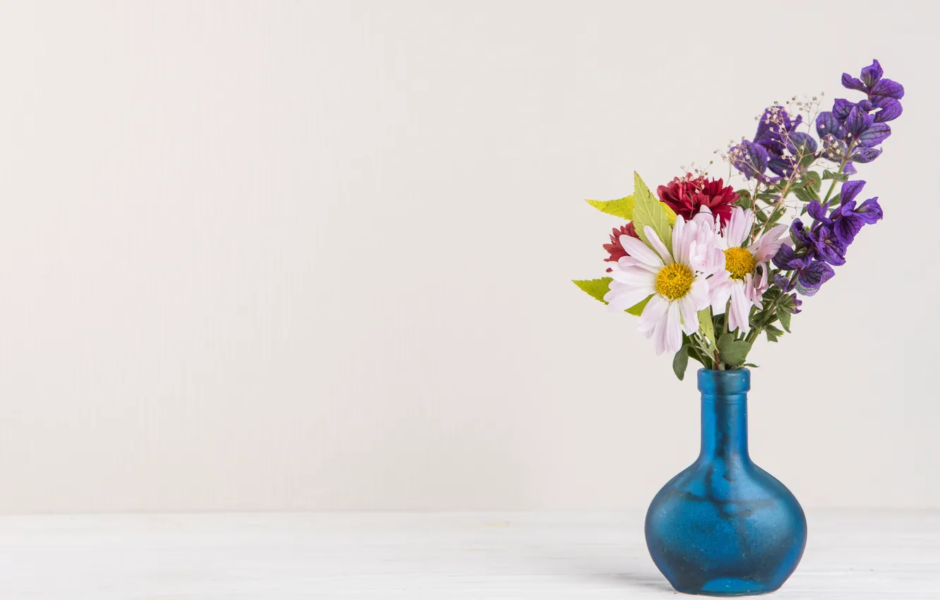 Фото обои цветы, букет, ваза, синяя