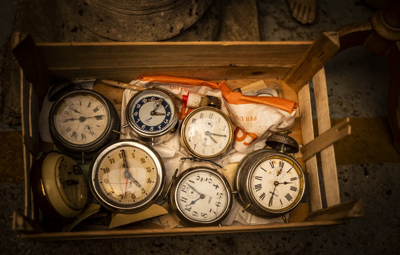 Фото обои время, часы, ящик