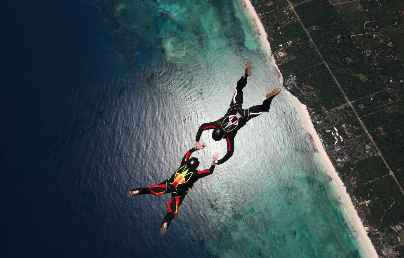 Фото обои пляж, риф, парашютисты, экстремальный спорт, парашютизм, formation skydiving, 2-way FS