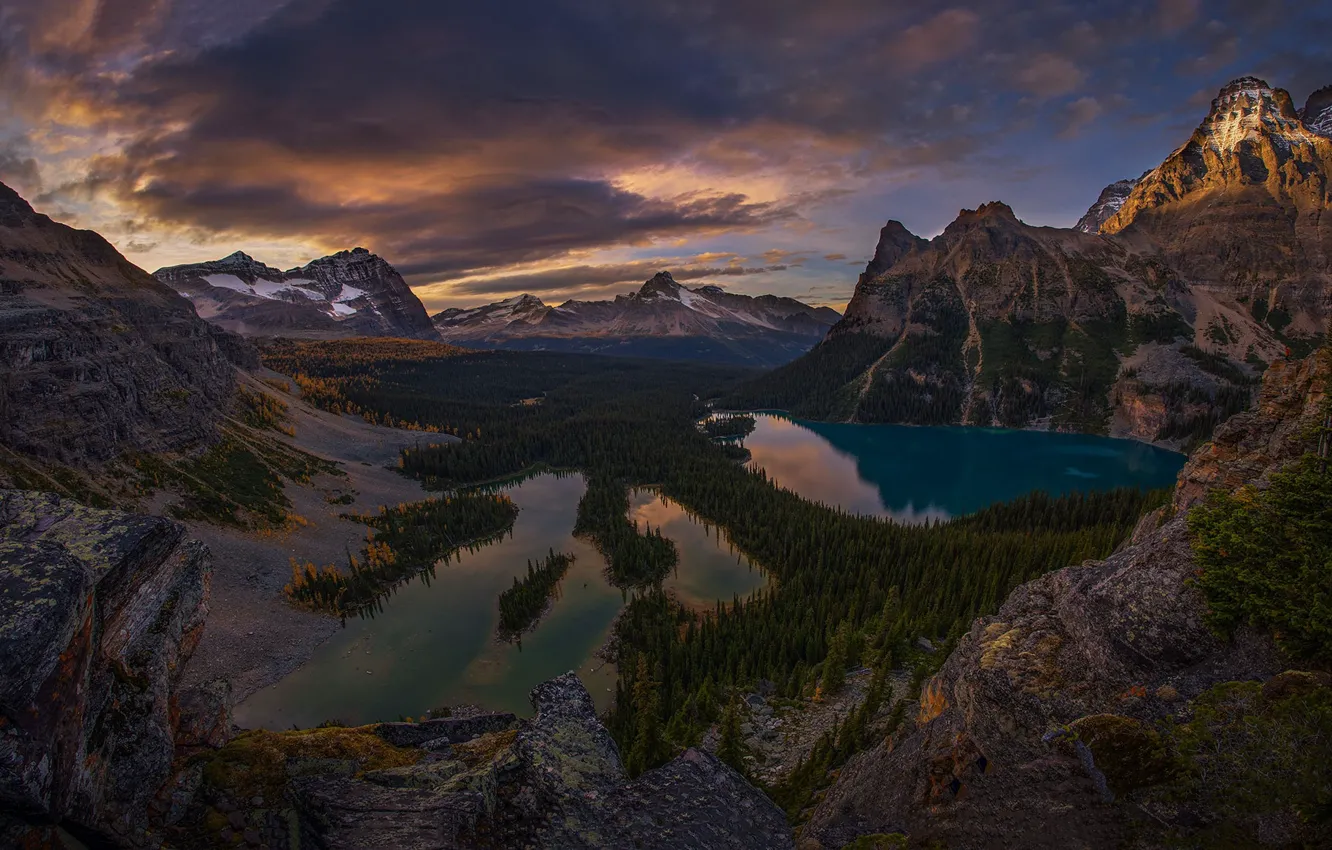 Фото обои лес, небо, облака, горы, скалы, озера, Канада