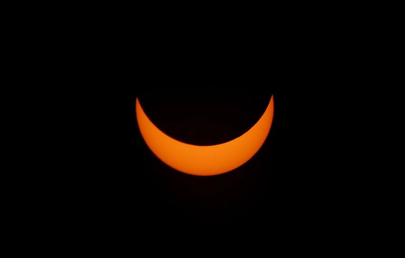 Фото обои dark, sun, solar eclipse, partial solar eclipse