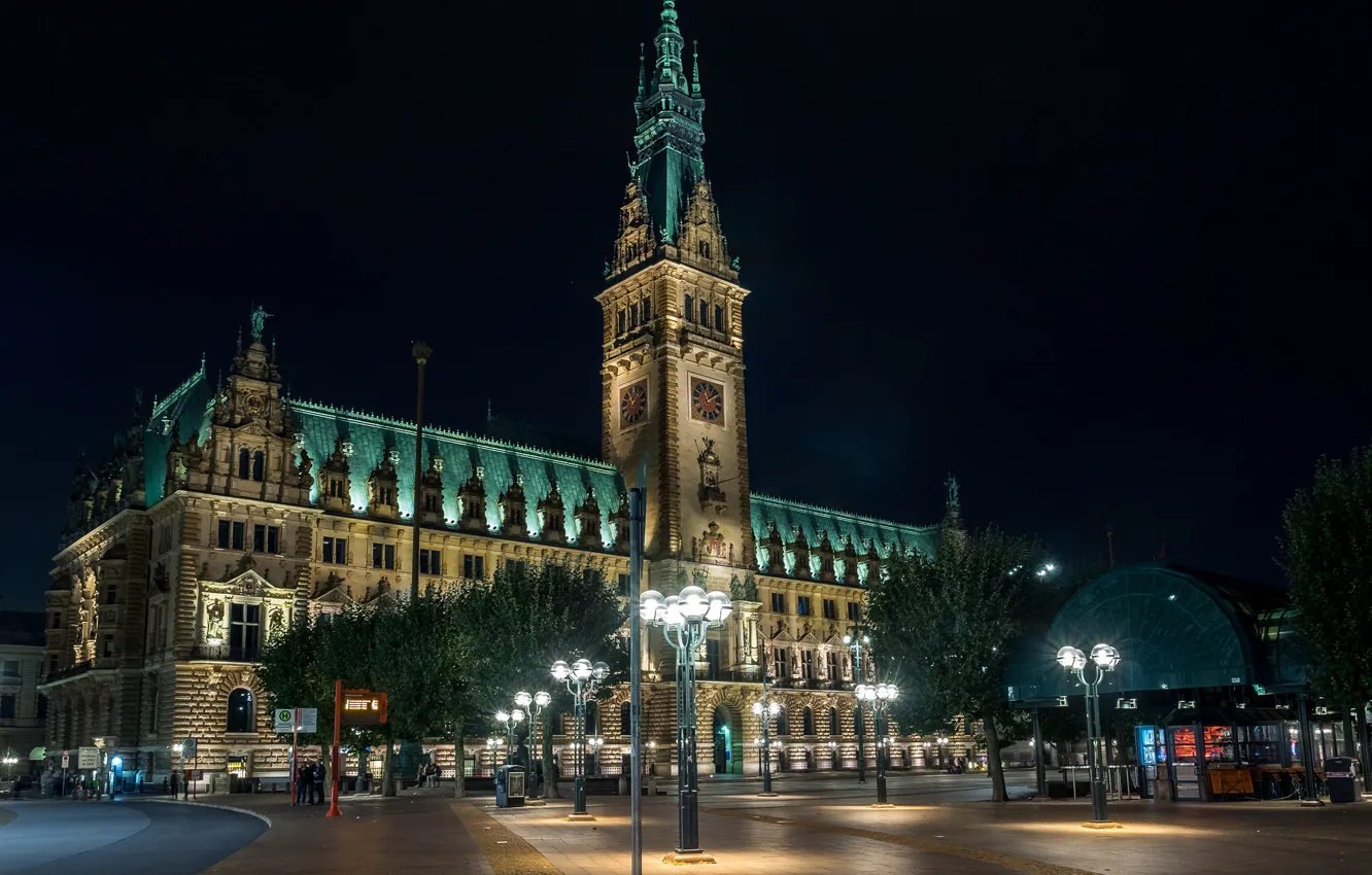 Фото обои ночь, огни, часы, башня, Германия, площадь, фонари, Гамбург