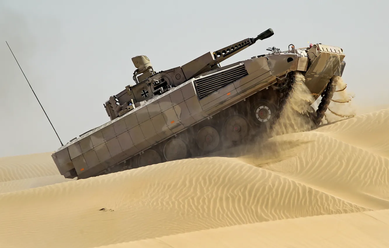 Фото обои песок, Германия, военная техника, боевая машина пехоты, Бундесвер, БМП &ampquot;Пума&ampquot;, Schützenpanzer Puma