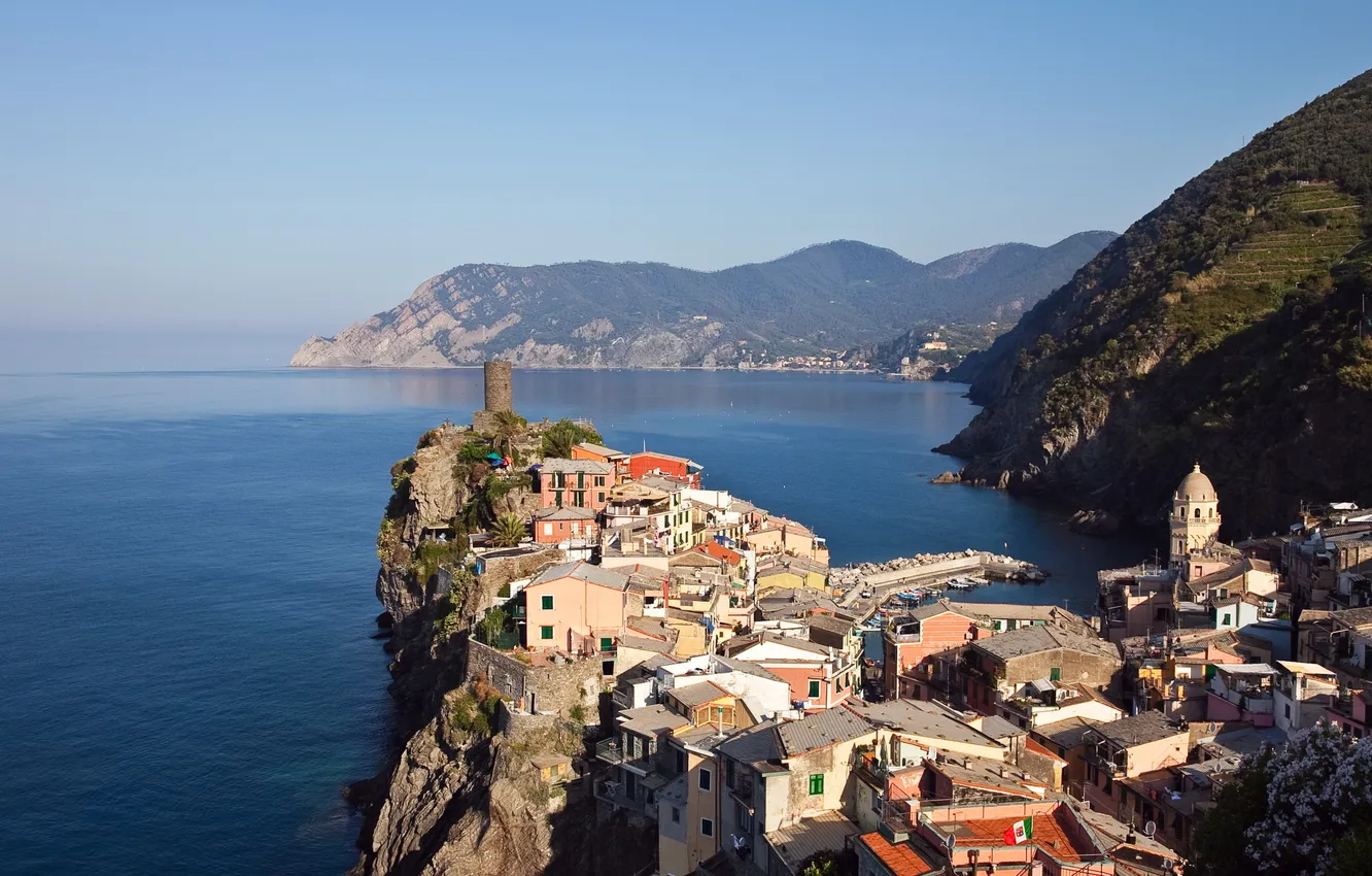 Фото обои горы, город, фото, скалы, побережье, дома, Италия, Vernazza Liguria